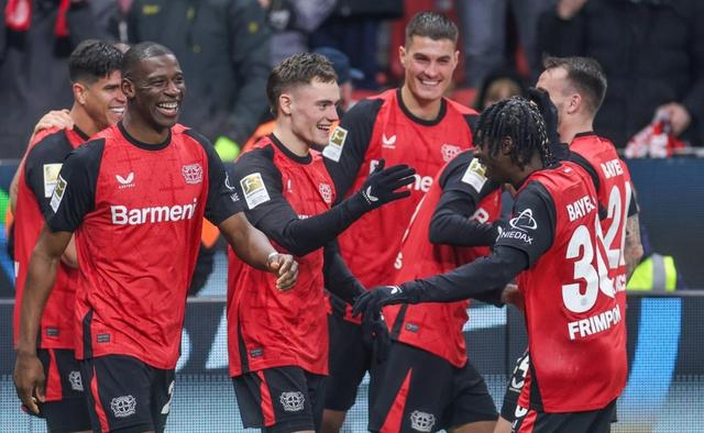 德甲赛程吃紧，尼斯今晚临场应变，赛场秩序良好，更衣室氛围转暖的简单介绍